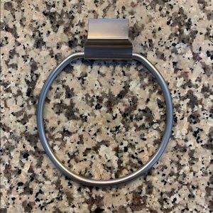 Towel ring